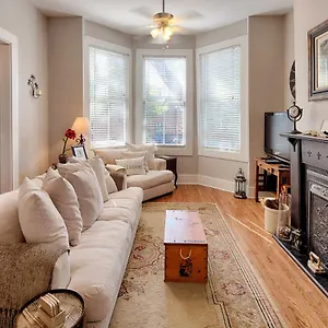 https://savannah-hideaway.top-hotels-in-savannah.com